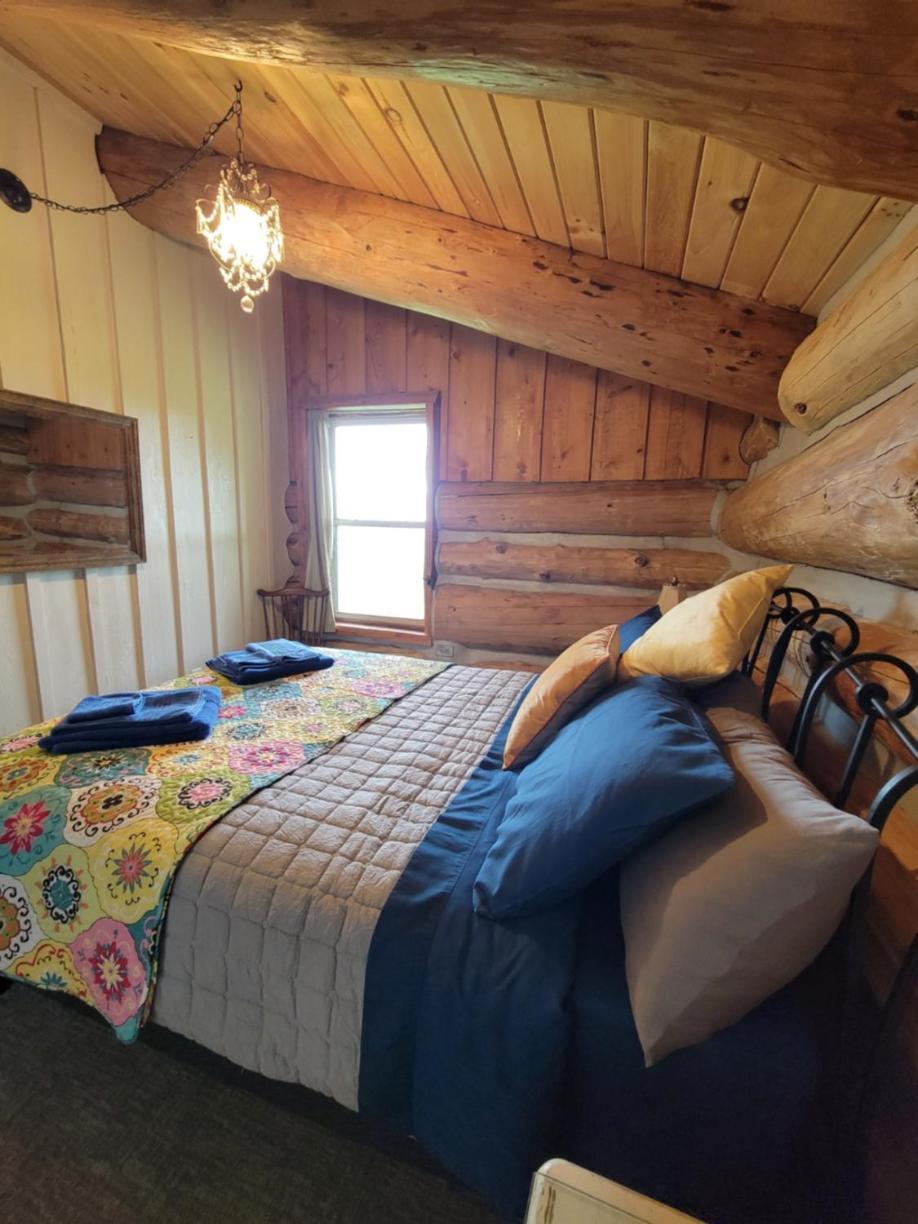 Firefly Creek Lodge Livonia Kültér fotó