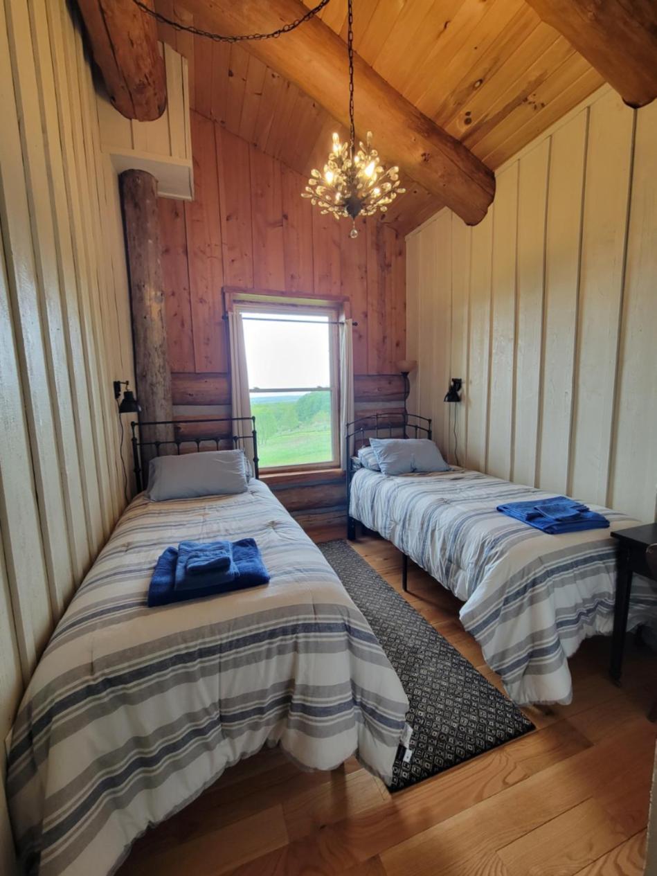 Firefly Creek Lodge Livonia Kültér fotó