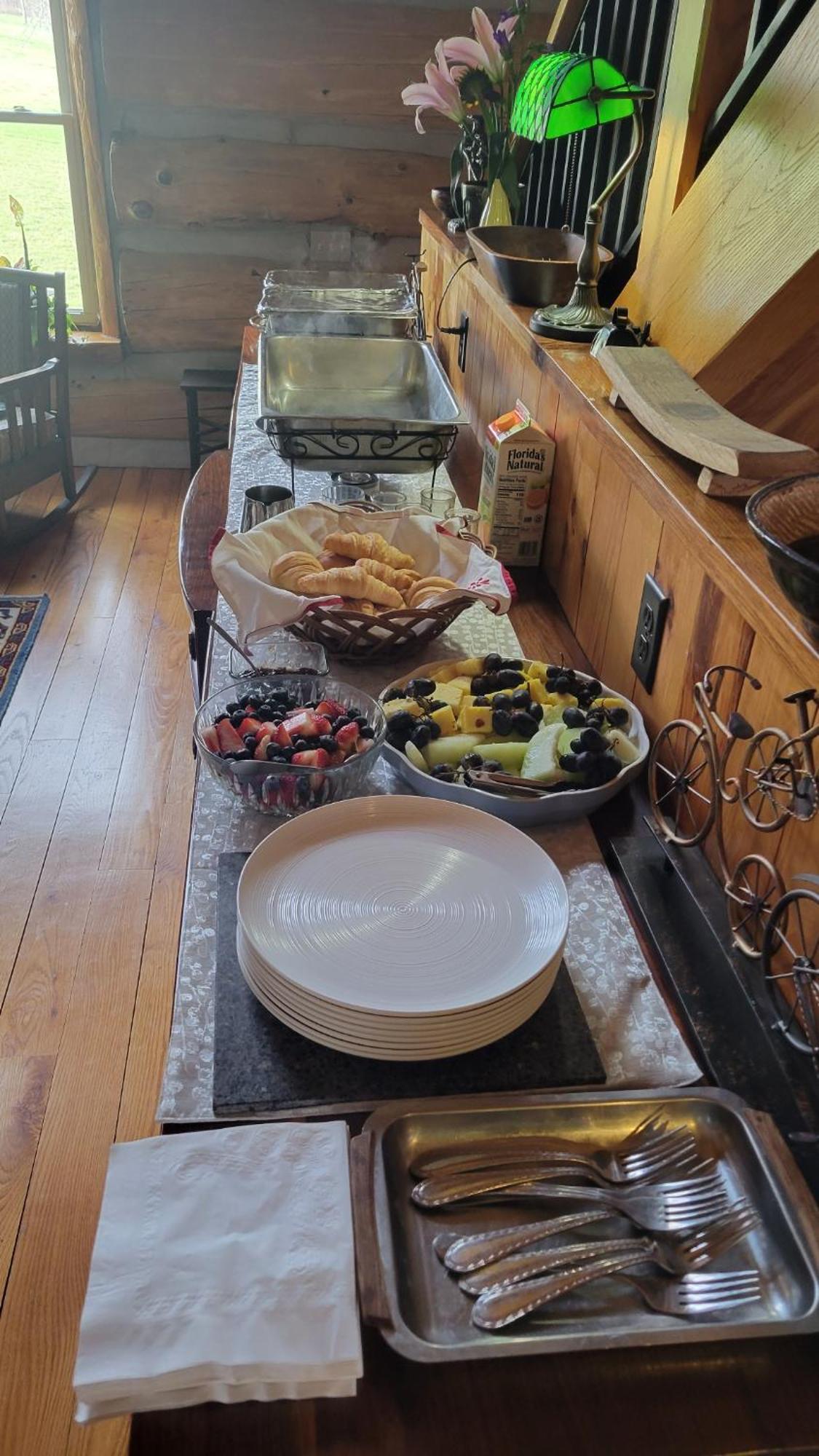 Firefly Creek Lodge Livonia Kültér fotó